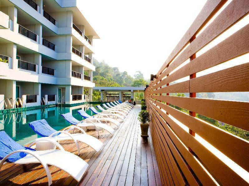 Casa Del M Phuket - Newly Renovated Hotel