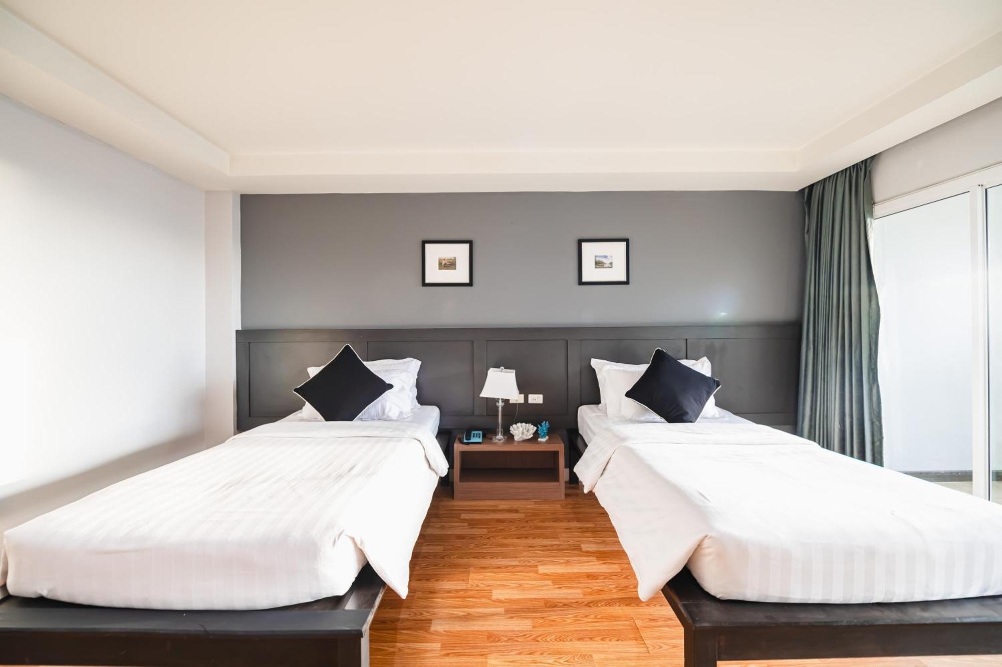Hotell Casa Del M Phuket - Newly Renovated Patong